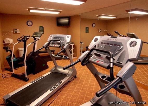 Clarion Inn & Suites Dothan South Зручності фото
