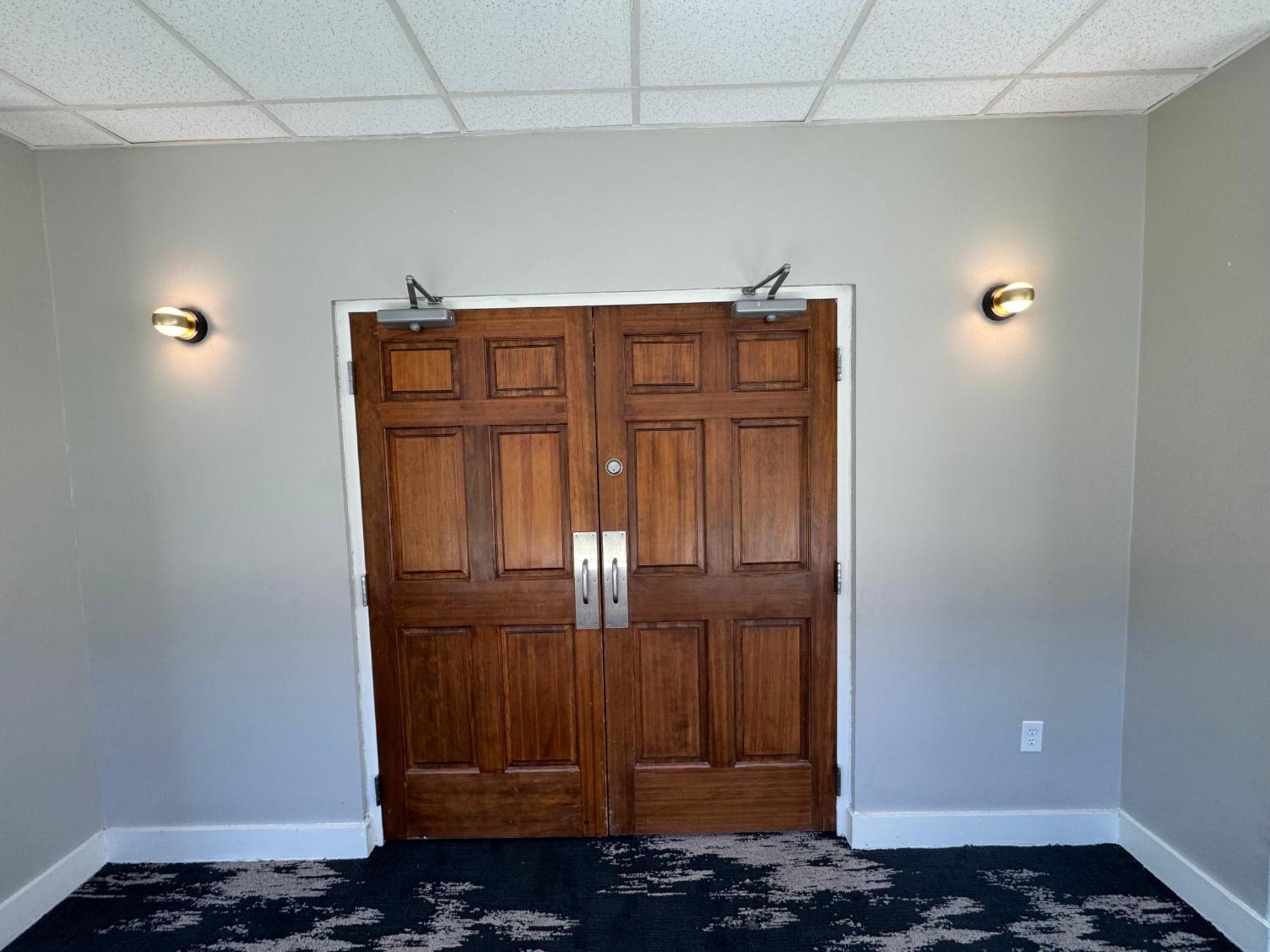 Clarion Inn & Suites Dothan South Екстер'єр фото